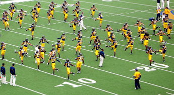 mk体育登录-赛季最热话题：裁判争议不断，足球公正性引发热议，足球公平吗