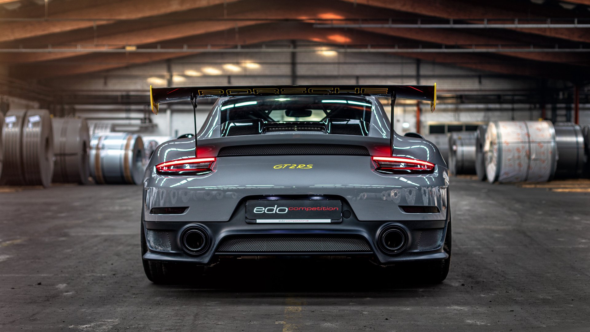 奇亚拉·佩拉卡尼与马泰奥·桑托罗跳板动作协调完美